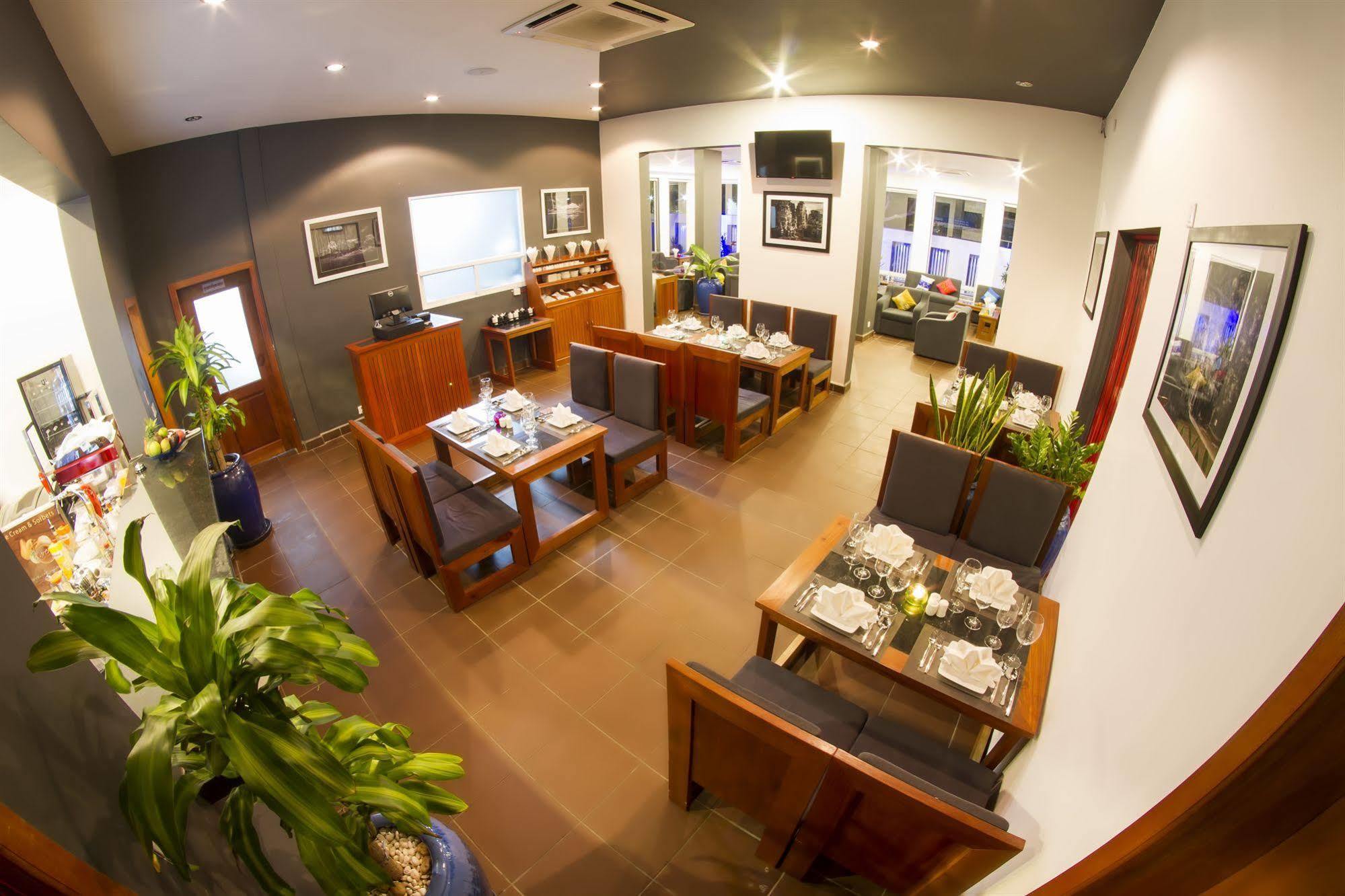 The Blue Corner Boutique Hotel Phnom Penh Zewnętrze zdjęcie