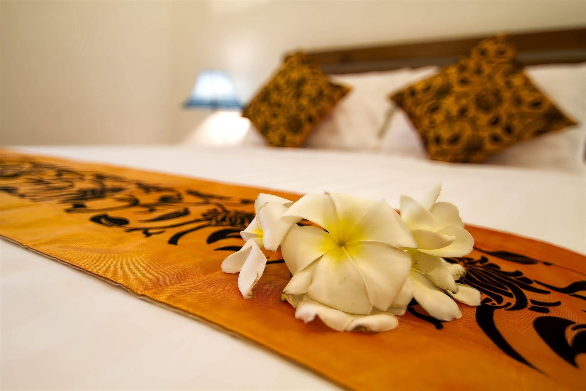 The Blue Corner Boutique Hotel Phnom Penh Zewnętrze zdjęcie