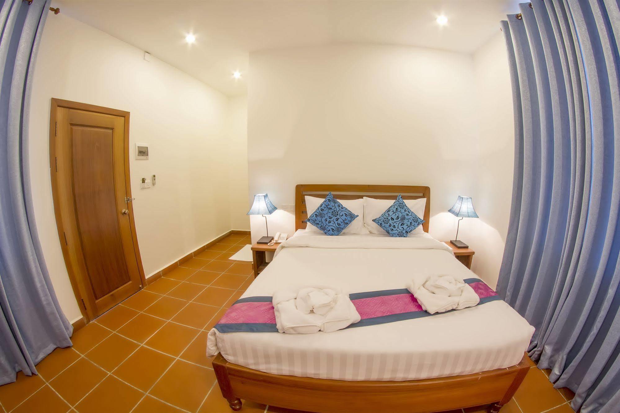 The Blue Corner Boutique Hotel Phnom Penh Zewnętrze zdjęcie