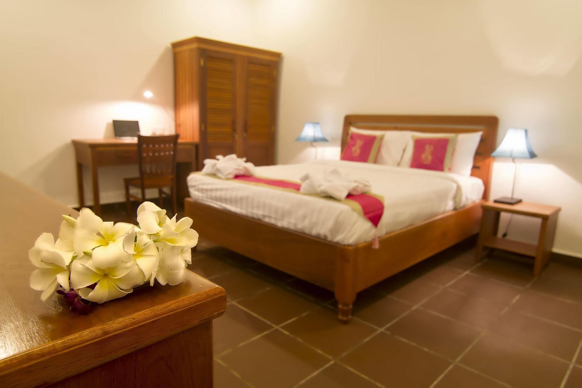 The Blue Corner Boutique Hotel Phnom Penh Zewnętrze zdjęcie