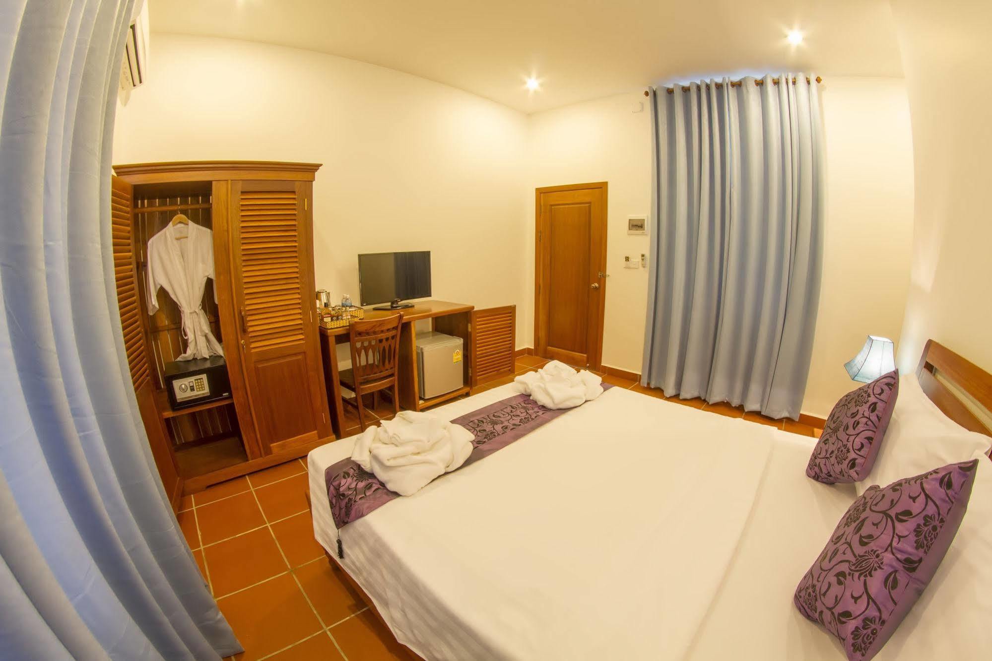 The Blue Corner Boutique Hotel Phnom Penh Zewnętrze zdjęcie
