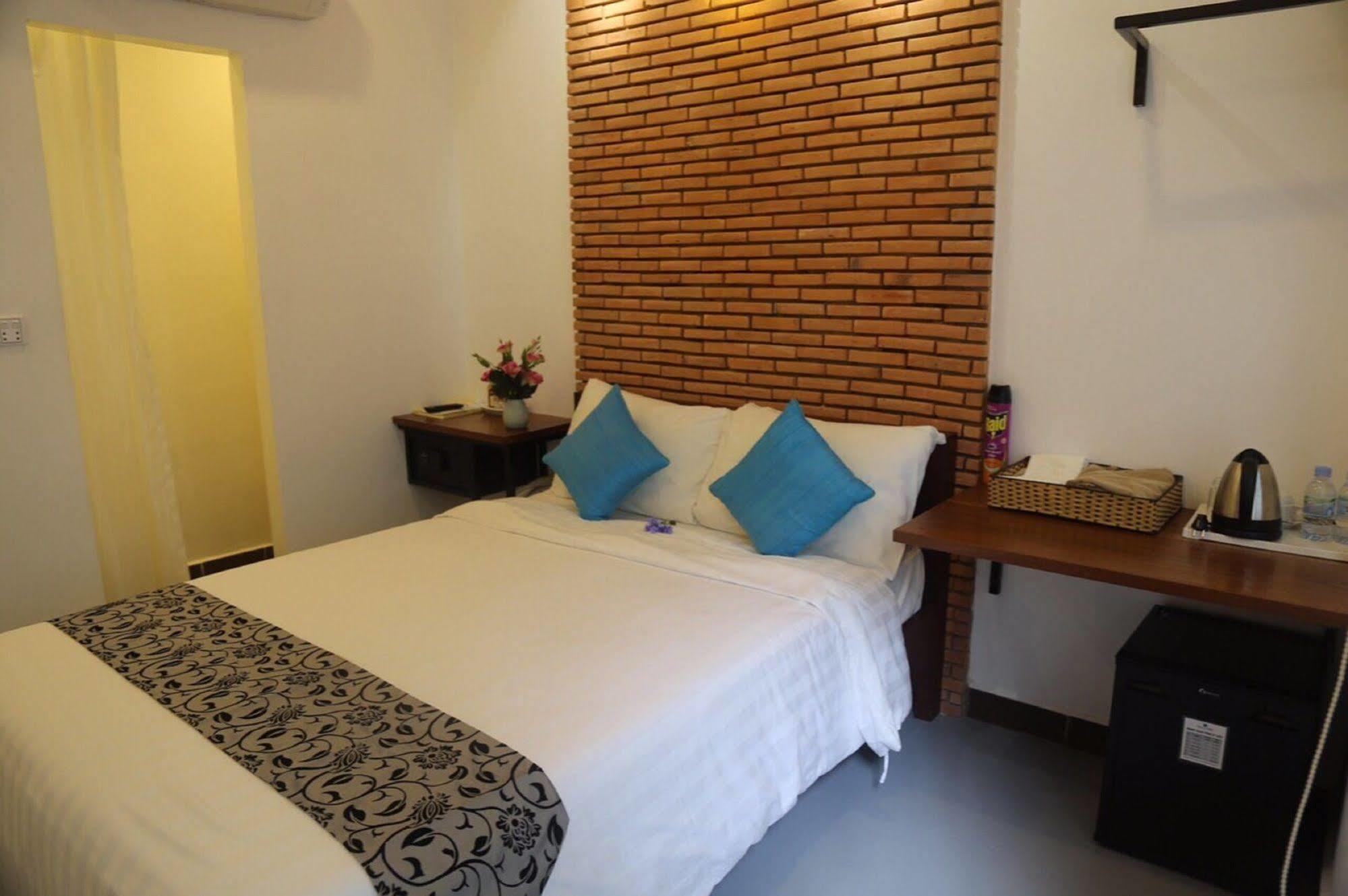 The Blue Corner Boutique Hotel Phnom Penh Zewnętrze zdjęcie